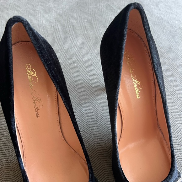 Brooks Brothers - Rhinestone-Trimmed Velvet Point-Toe Pumps - Picture 7 of 15
